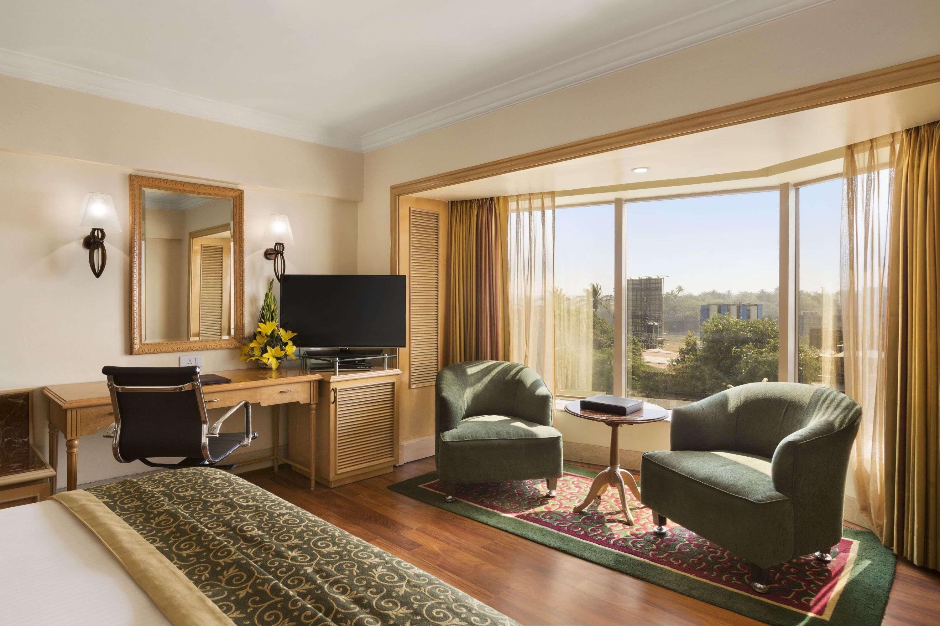 Ramada Plaza By Wyndham Palm Grove Hotell Mumbai Exteriör bild A room at the Taj Bengal